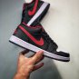 jordan 1 low white toe blackwhite-red 553558-063
