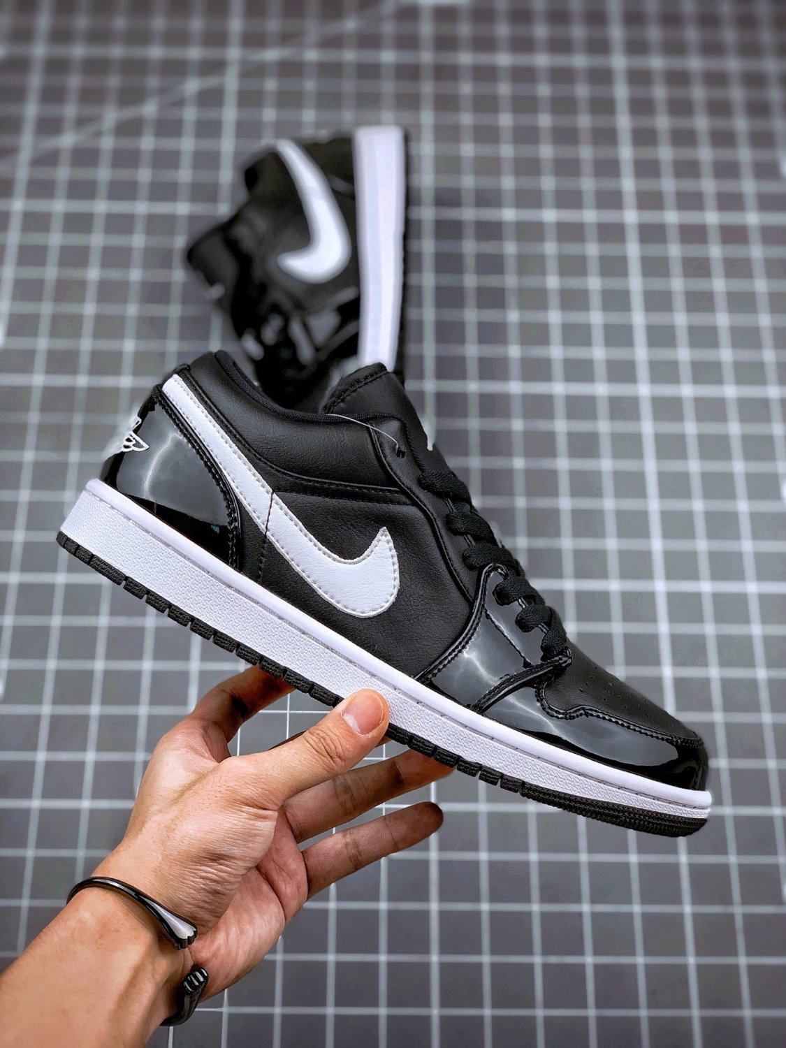jordan 1 low whiteblack