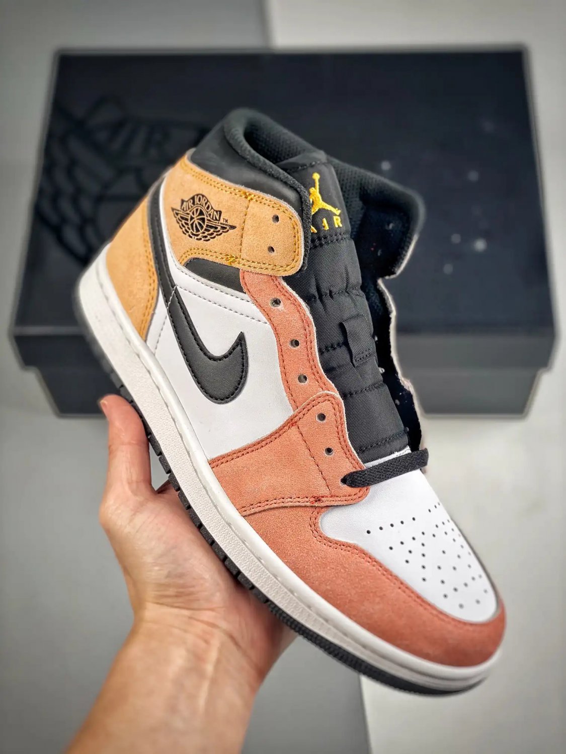 jordan 1 mid &Atilde;&cent;&Acirc;�&Acirc;�flight club&Atilde;&cent;&Acirc;�&Acirc;� magic embersundial dx4332-800