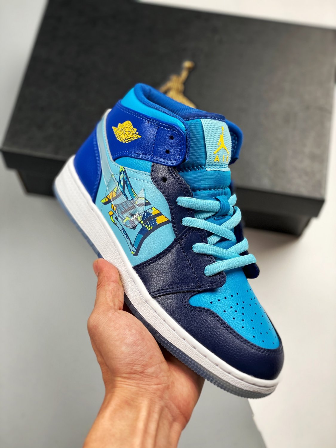 jordan 1 mid &Atilde;&cent;&Acirc;�&Acirc;�fly&Atilde;&cent;&Acirc;�&Acirc;� bv7446-400