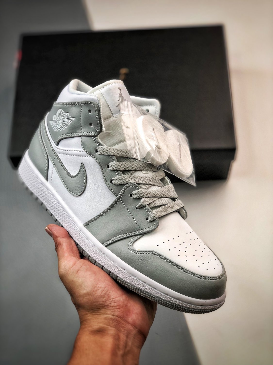 jordan 1 mid &Atilde;&cent;&Acirc;�&Acirc;�grey sail&Atilde;&cent;&Acirc;�&Acirc;� bq6472-115