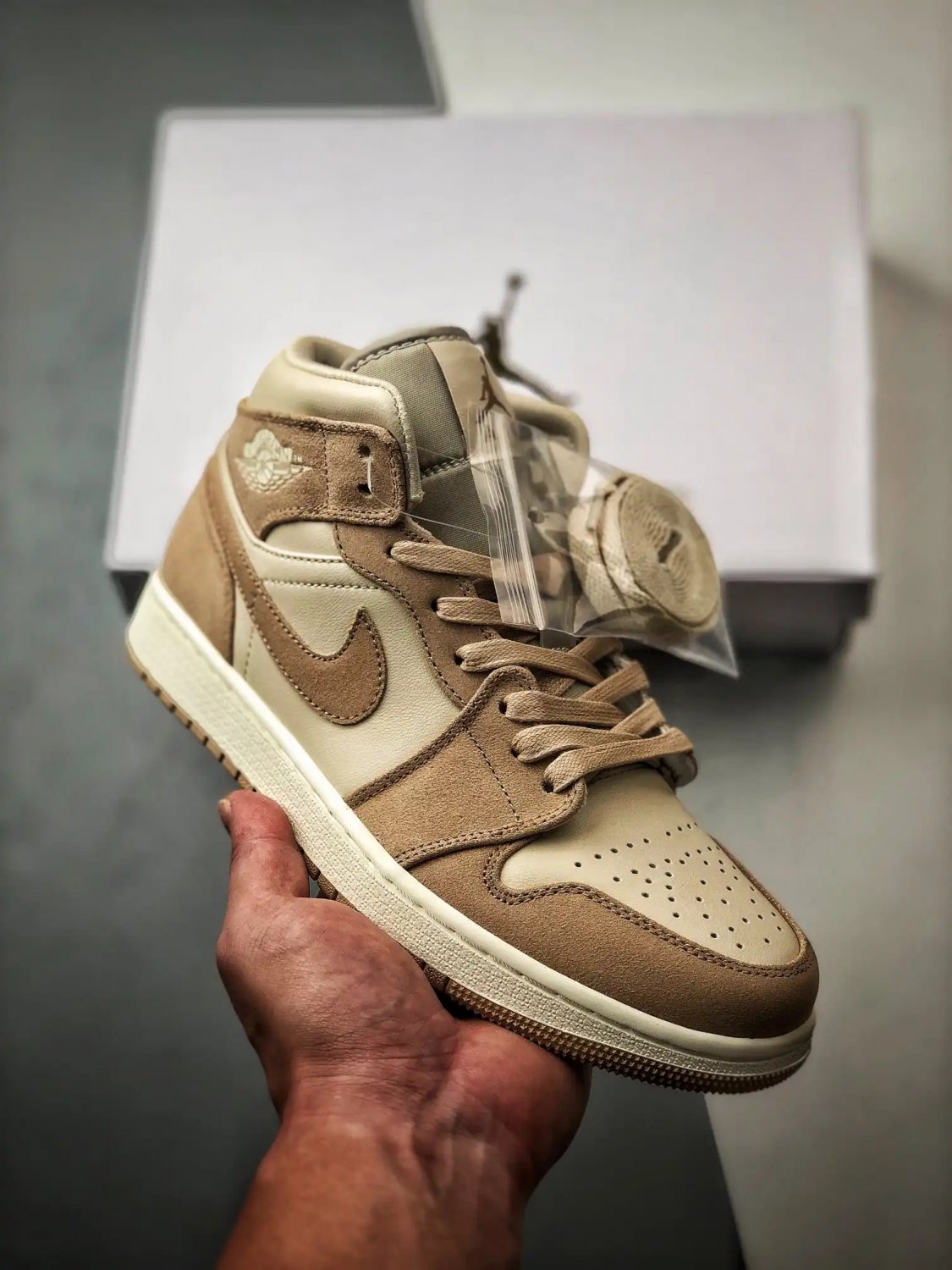 jordan 1 mid light tan suede fj3448-200