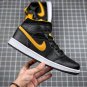 jordan 1 mid se blackuniversity gold-white
