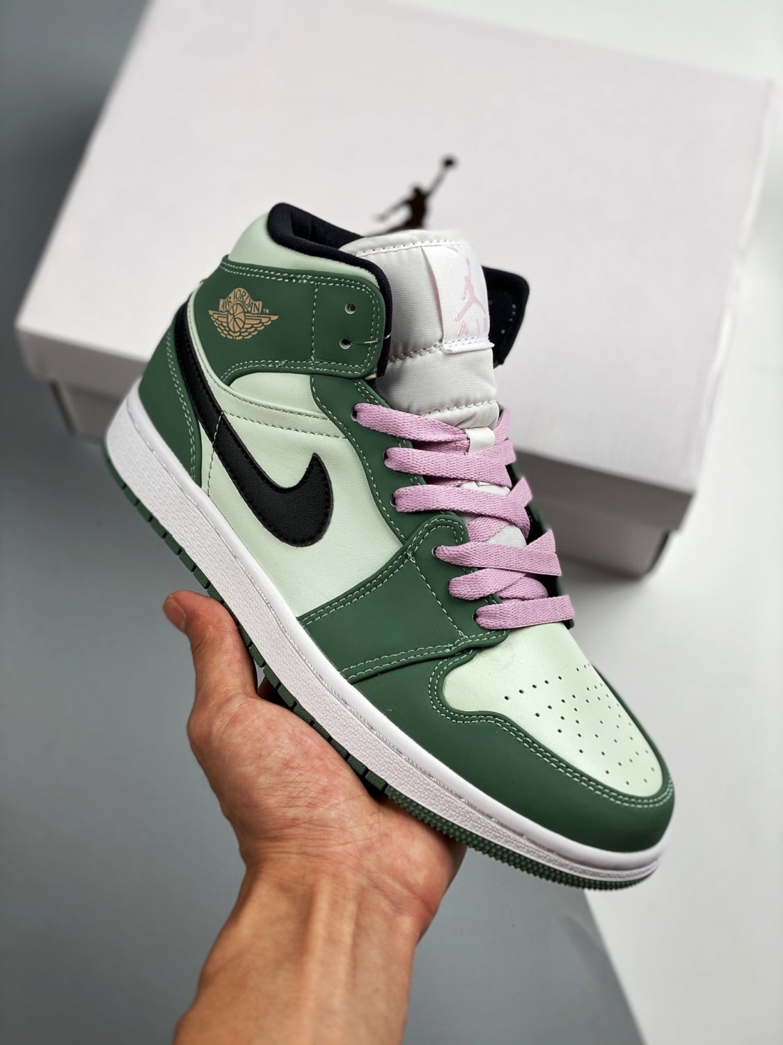 jordan 1 mid se dutch greenblack-barely green