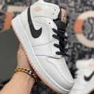 jordan 1 mid whiteanthracite-arctic orange