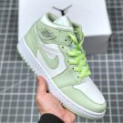 jordan 1 mid wmns whitespruce aura cv5280-103