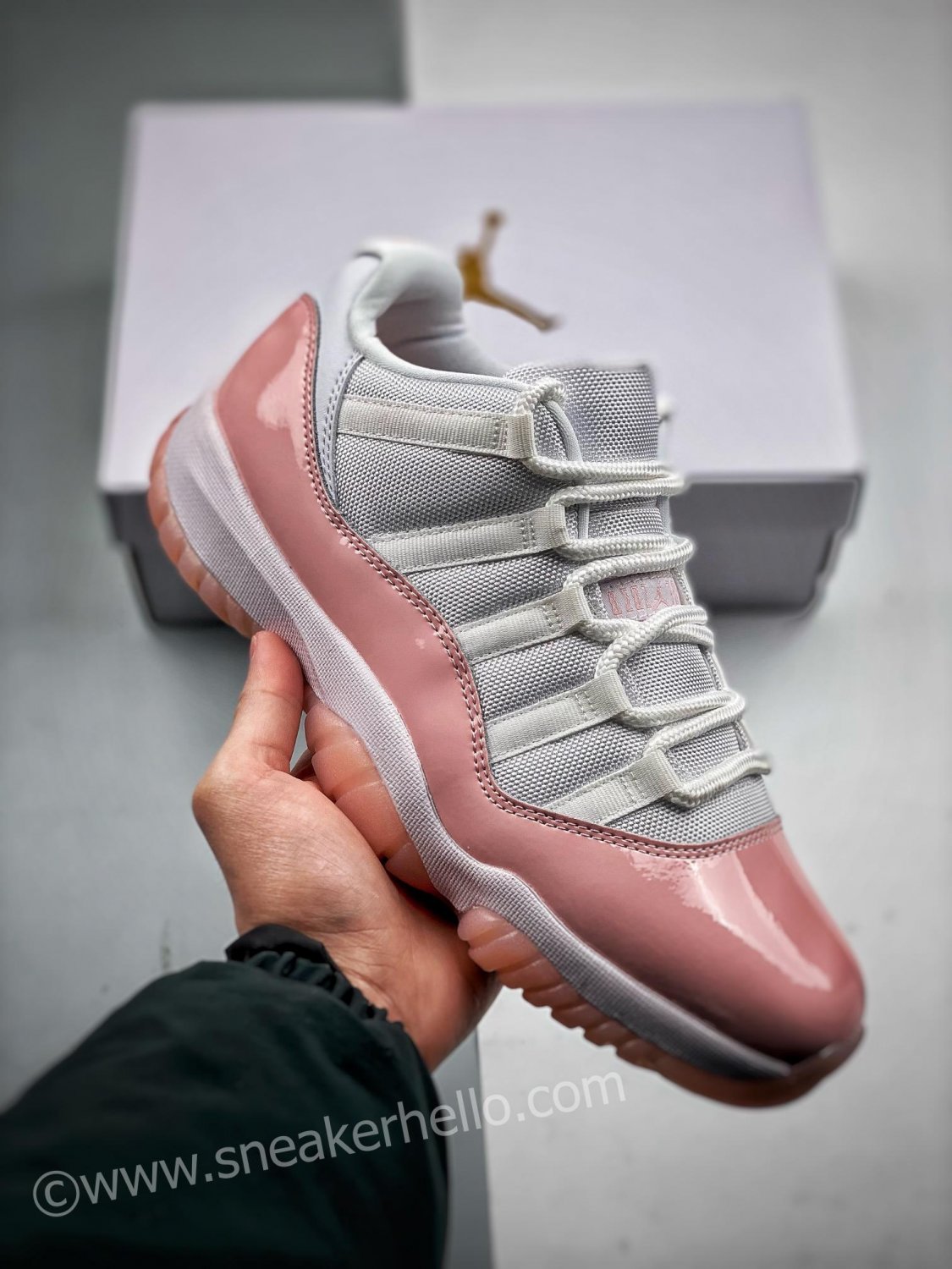 jordan 11 low white legend pink ah7860-160