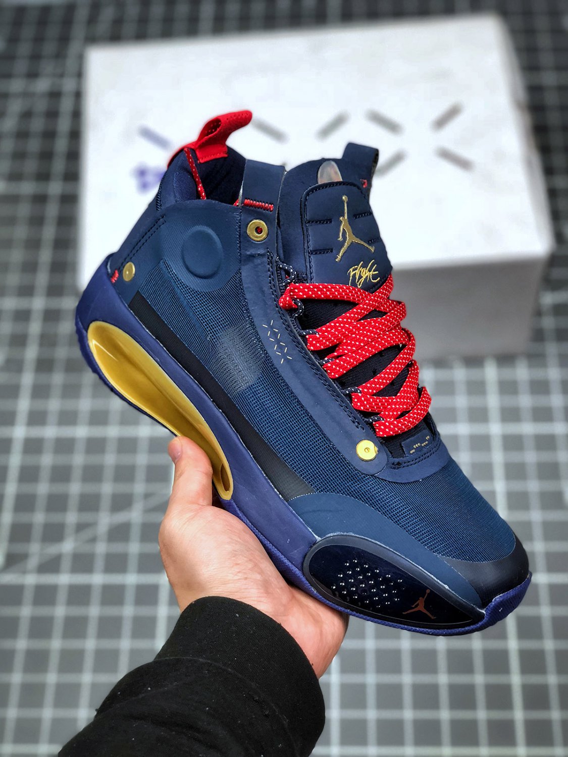 jordan 34 navy bluegold on
