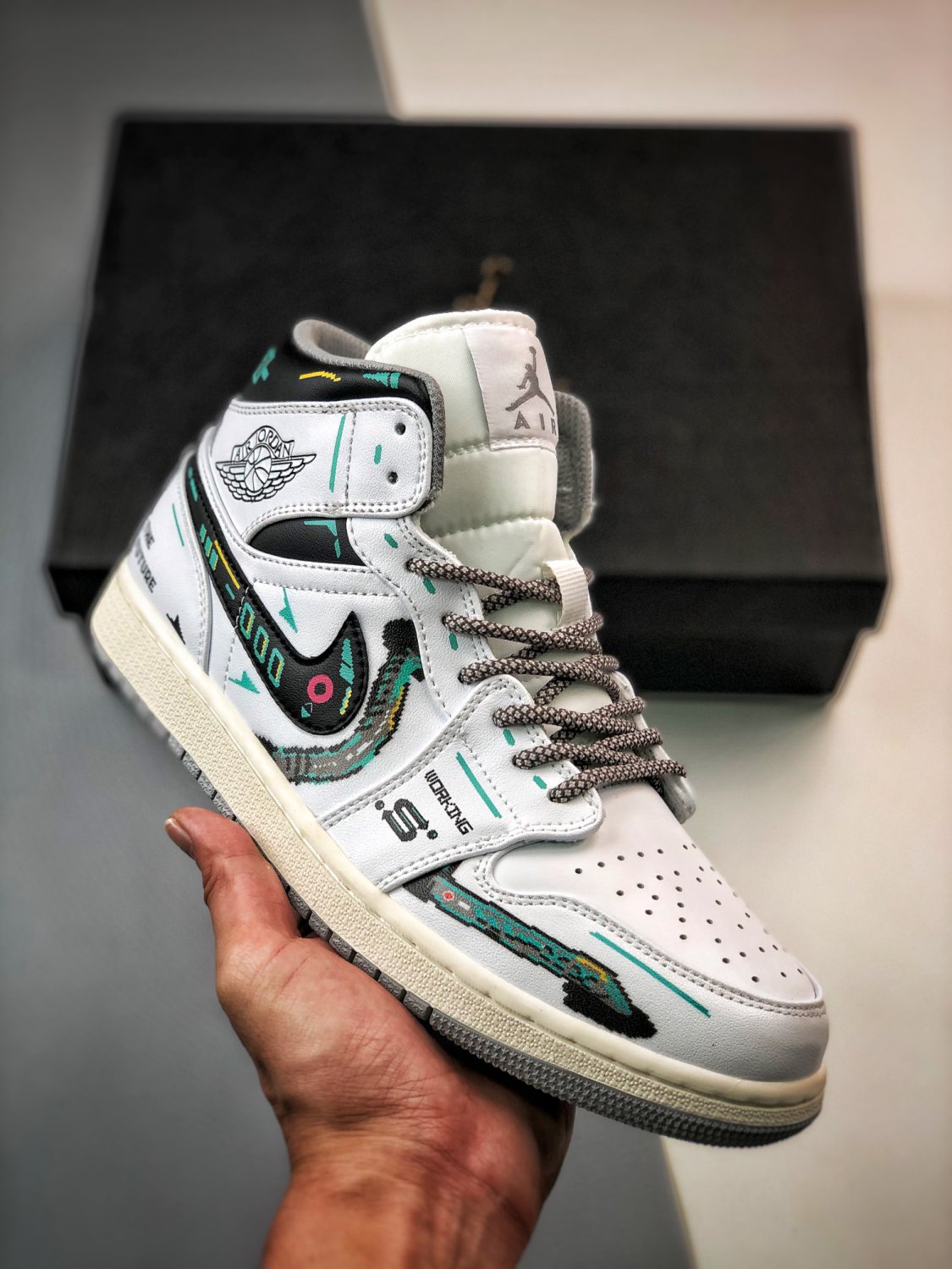 customjordan 1 mid &acirc;��the future&acirc;�� white black