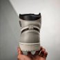 nike sb xjordan 1 retro high og light bonecrimson tint-hyper pink-black