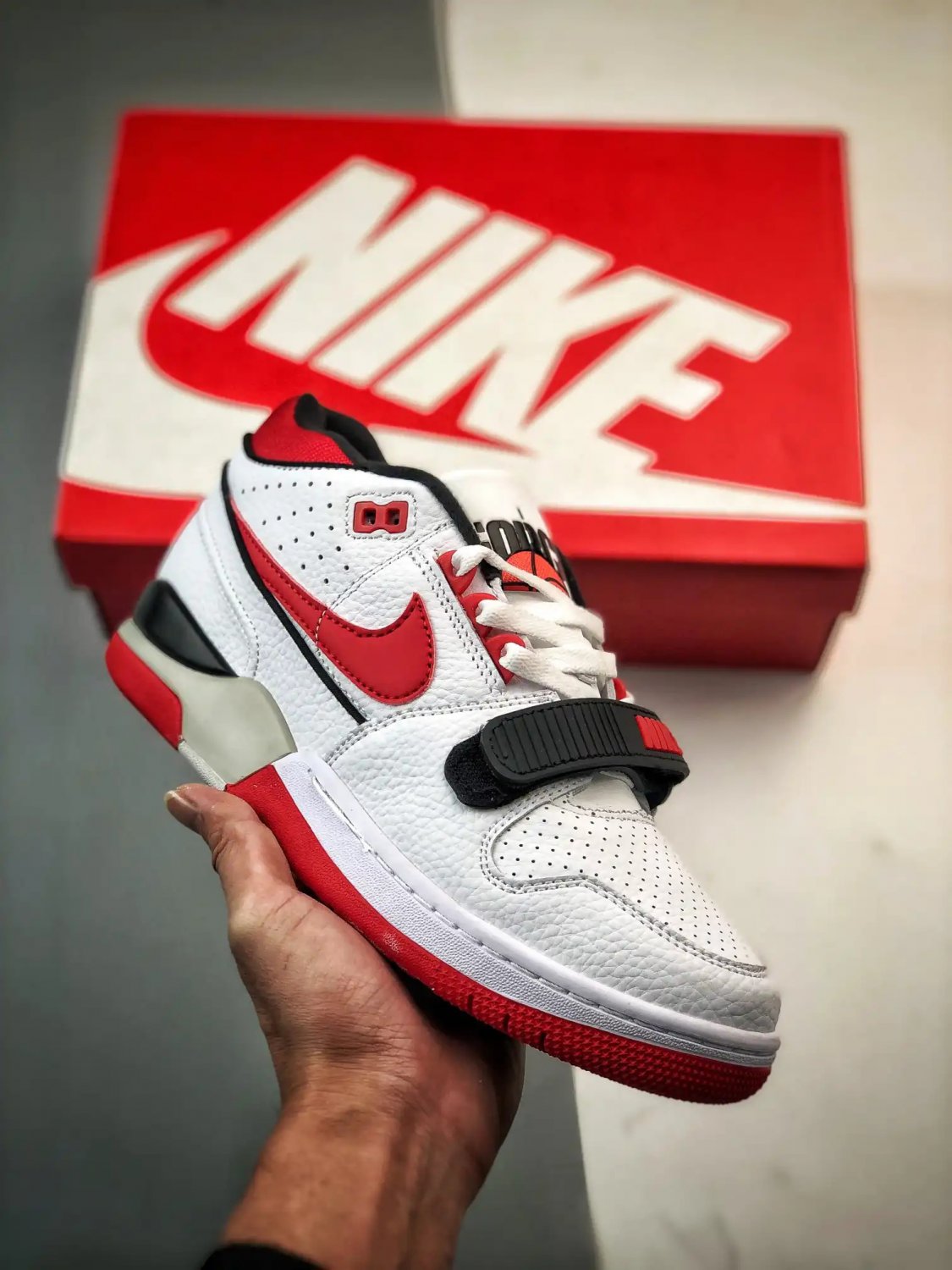 nike air alpha force 88 &Atilde;&cent;&Acirc;�&Acirc;�chicago&Atilde;&cent;&Acirc;�&Acirc;� whiteuniversity red-black dz4627-100