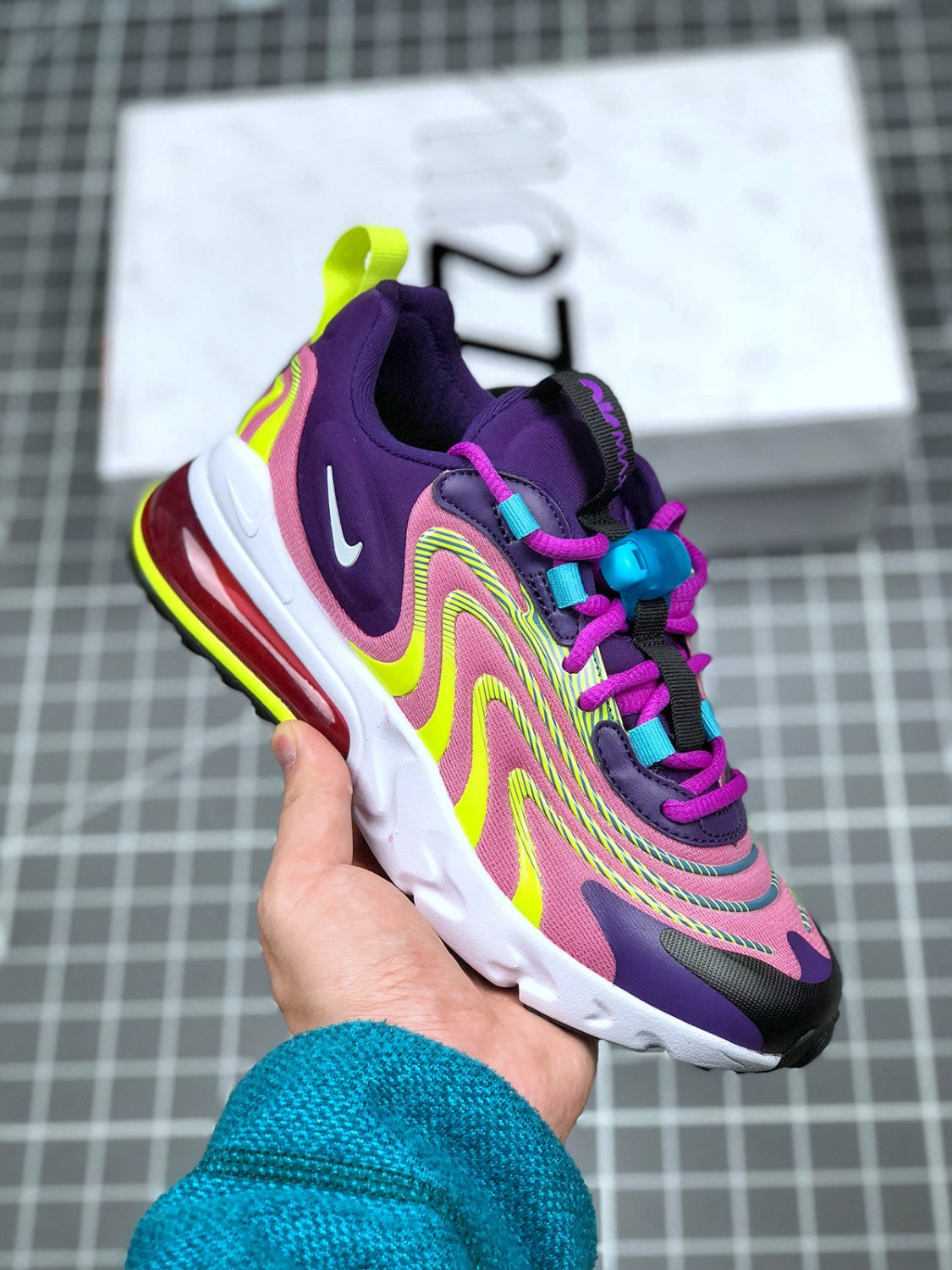 nike  air max 270 react eng eggplantwhitemagic flamingo