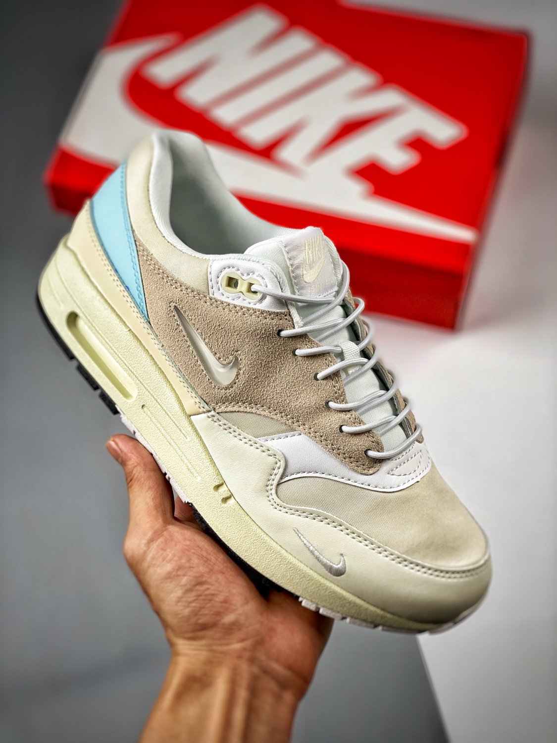 nike air max 1 &Acirc;�&Acirc;�hangul day&Acirc;�&Acirc;� whitesail-coconut milk-light bone-phantom