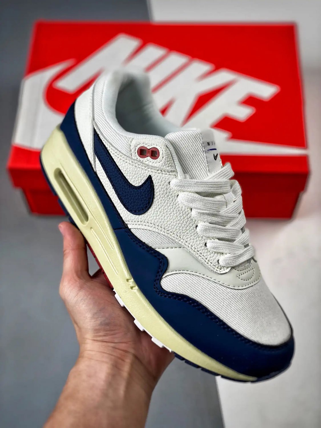 nike air max 1 light orewood brownsail-obsidian fd2370-110