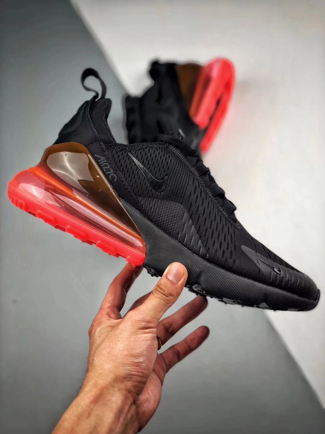 nike air max 270 black hot punch ah8050-010