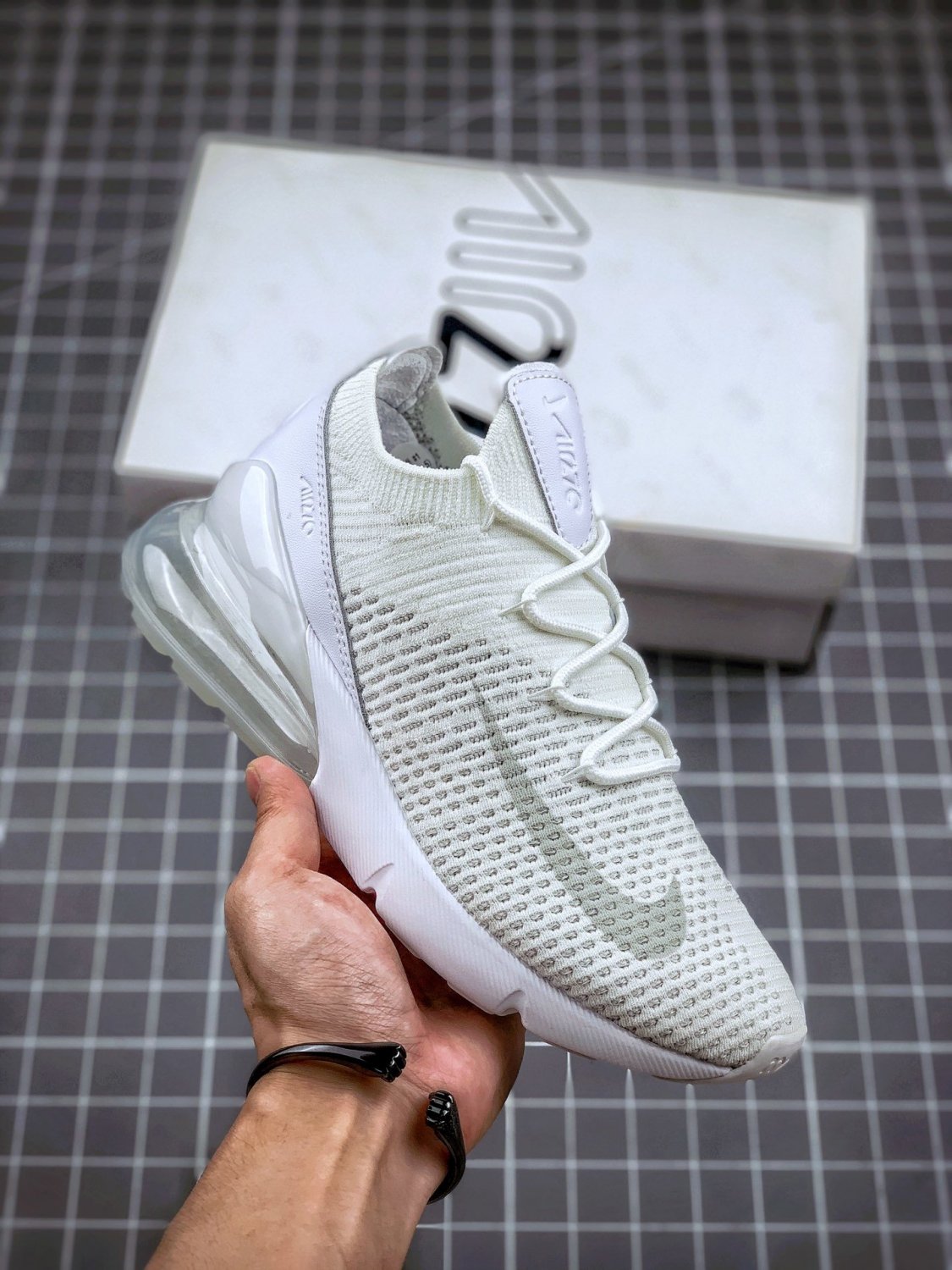 nike air max 270 flyknit &Acirc;�&Acirc;�triple white&Acirc;�&Acirc;� ao1023-102