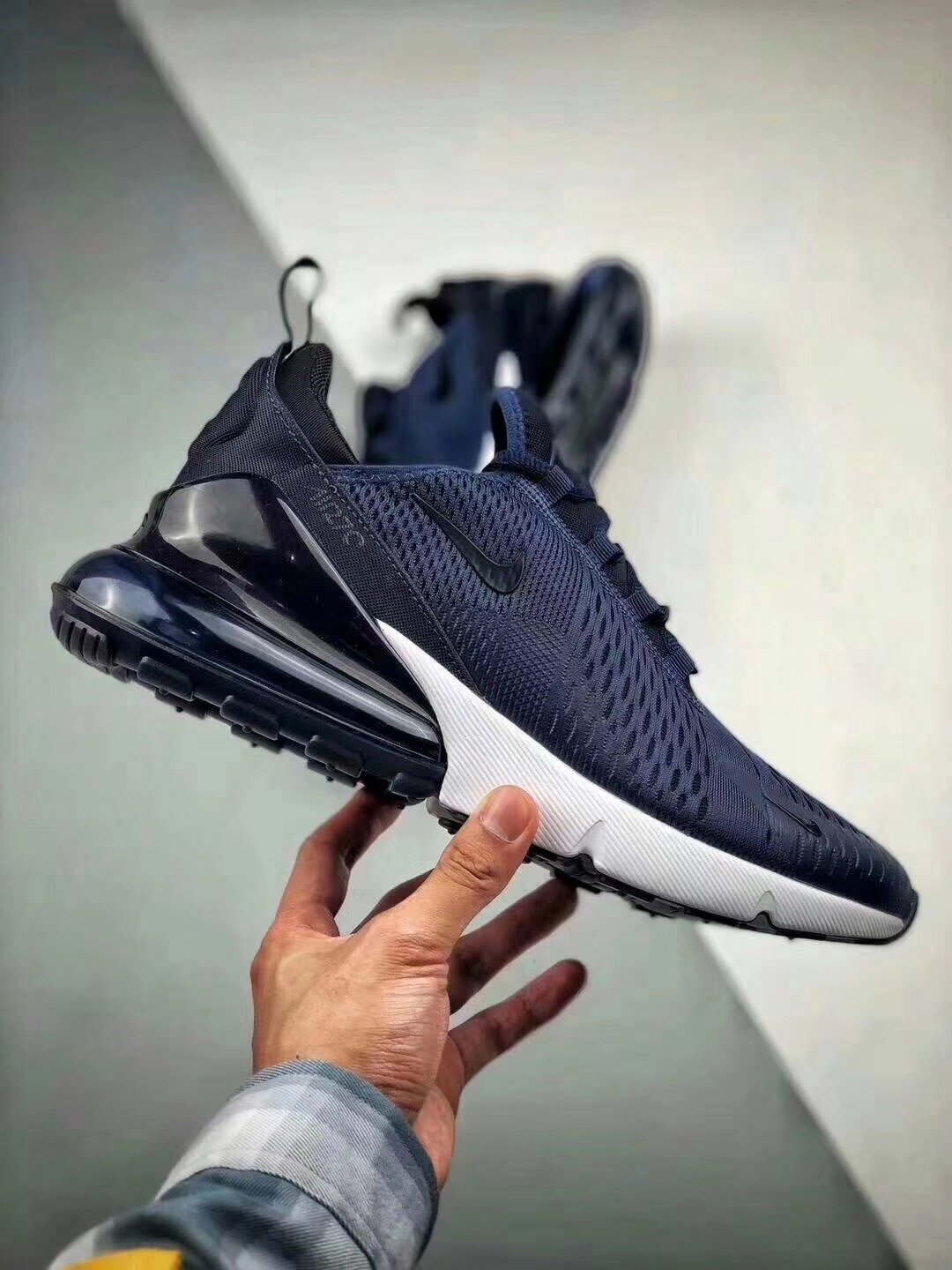 nike air max 270 midnight navyblack-white