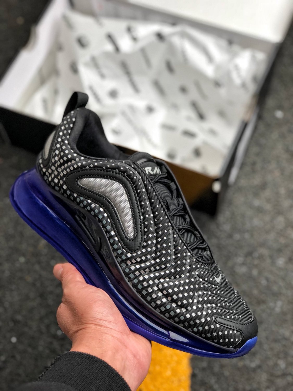 nike air max 720 blackblack-racer blue-reflect silver