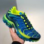 nike air max plus &acirc;��gradient&acirc;�� fade blue hero volt