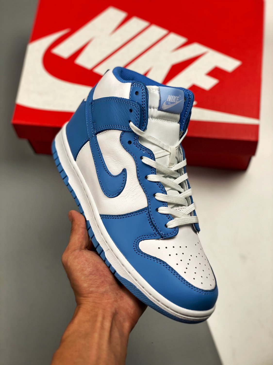 nike dunk high whitealuminum dd1869-107
