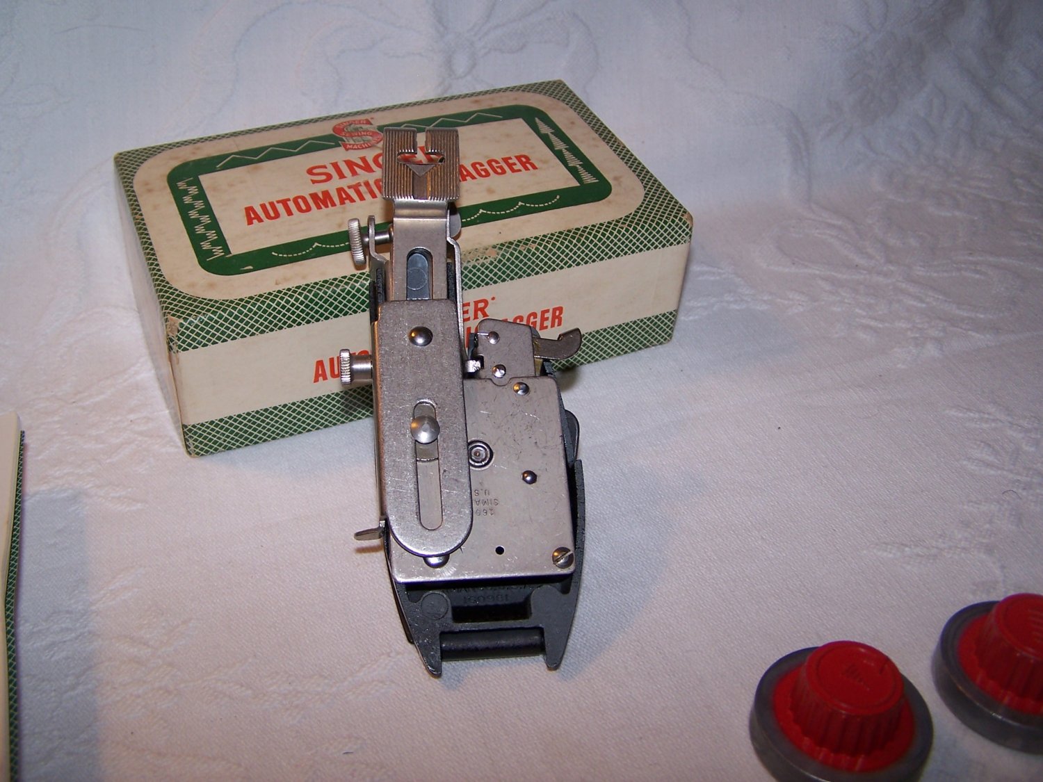 Singer Featherweight 221 Zigzag Attachment ZigZagger 160985