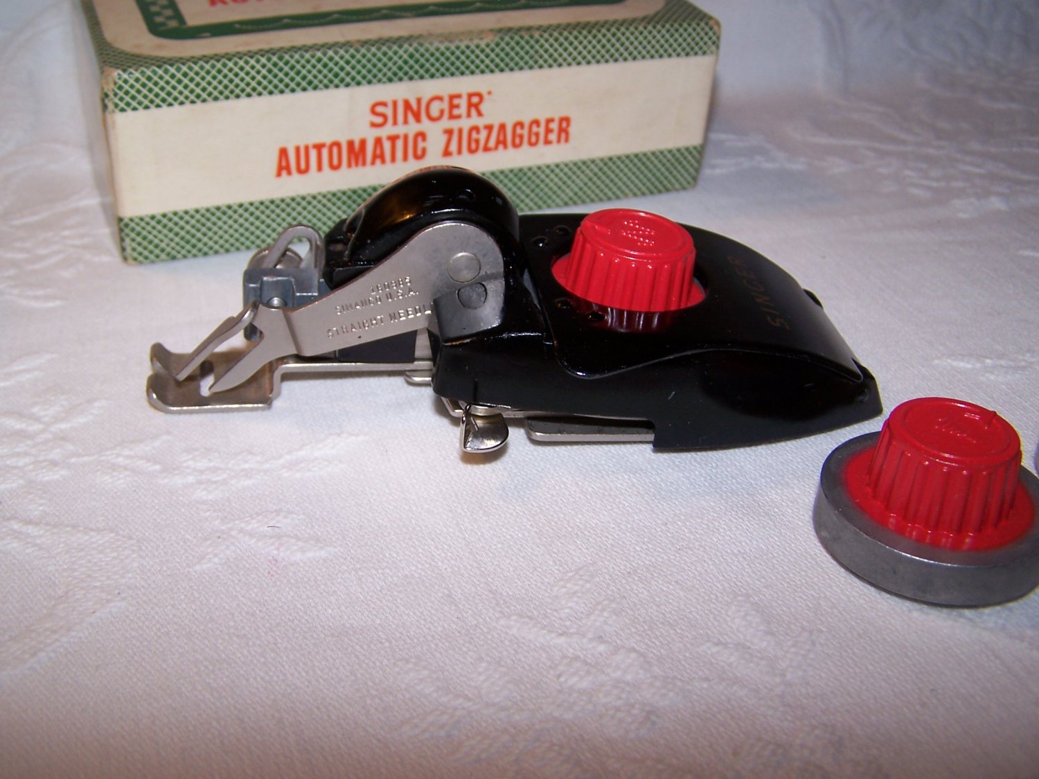 Singer Featherweight 221 Zigzag Attachment ZigZagger 160985