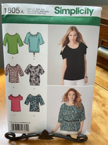 Simplicity Sewing Pattern Women's Pullover Top Sizes xxs-xxl Simplicity 1805