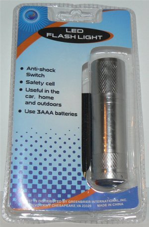 MICRO SILVER 3 LED FLASHLIGHT 3AAA - NEW + FREE SHIPPING!
