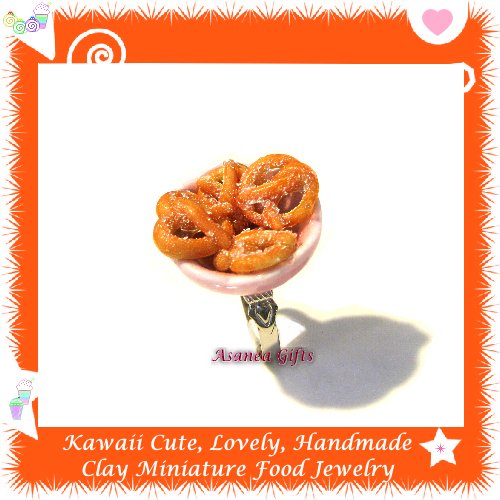 FOOD JEWELRY - HANDCRAFTED BOWL OF PRETZEL PENDANT RING ECMFJ-RG1023