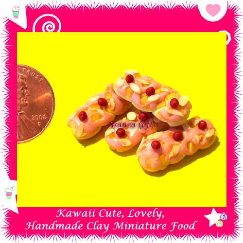 DOLLS STRAWBERRY PUFF PASTRY SET - CLAY FOOD FOR MINIATURISTS (ECDMF-CC1041)
