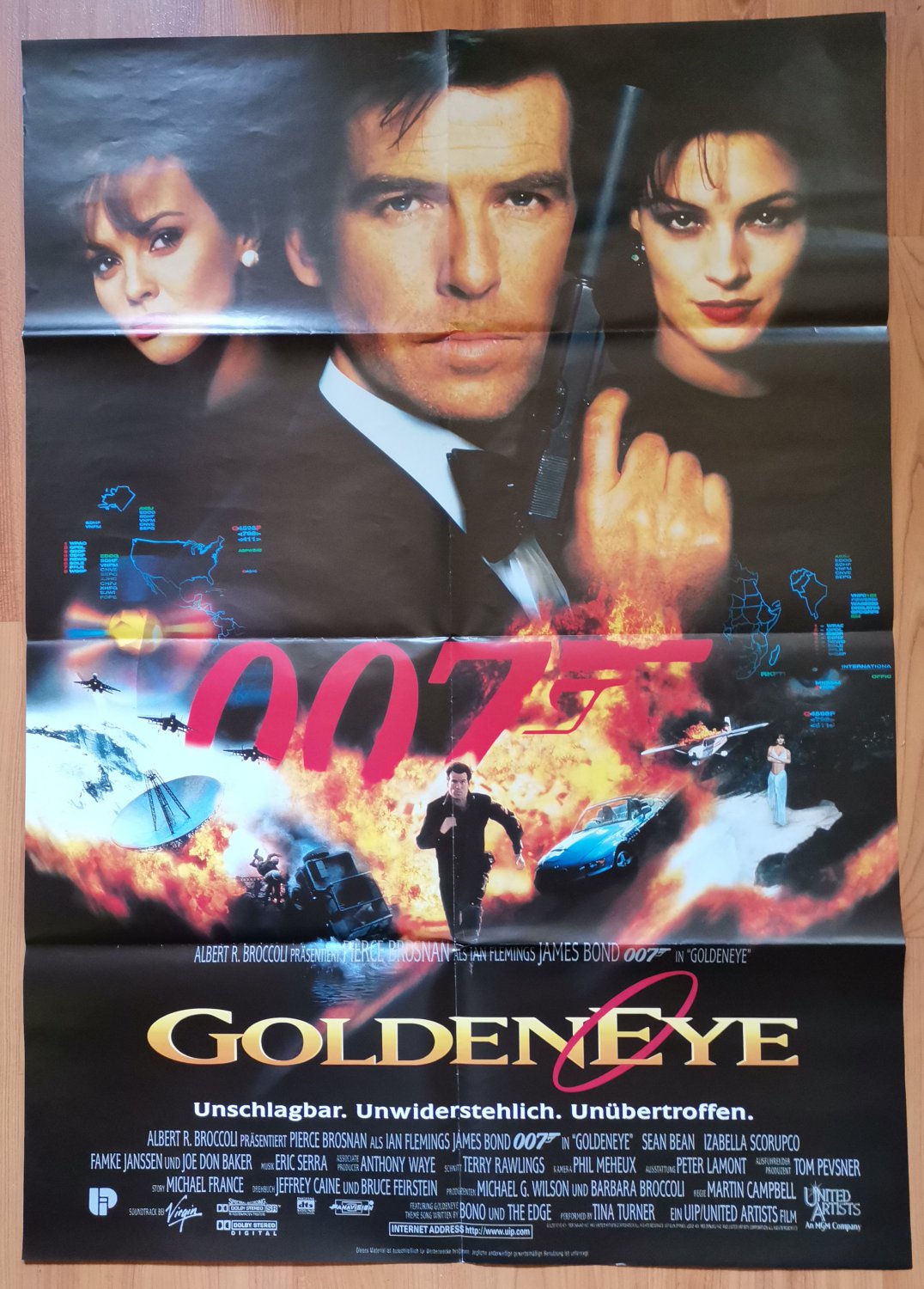 James Bond 007 GoldenEye, Pierce Brosnan, Izabella Scorupco, Movie Poster 1995