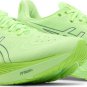 ASICS Novablast 4 Wide Illuminate Green 1011B694-300