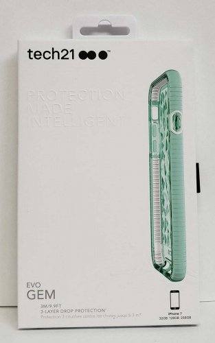 TECH21 - Evo Gem for Apple iPhone 6/6s/7/8/SE 2020 - Green Tint