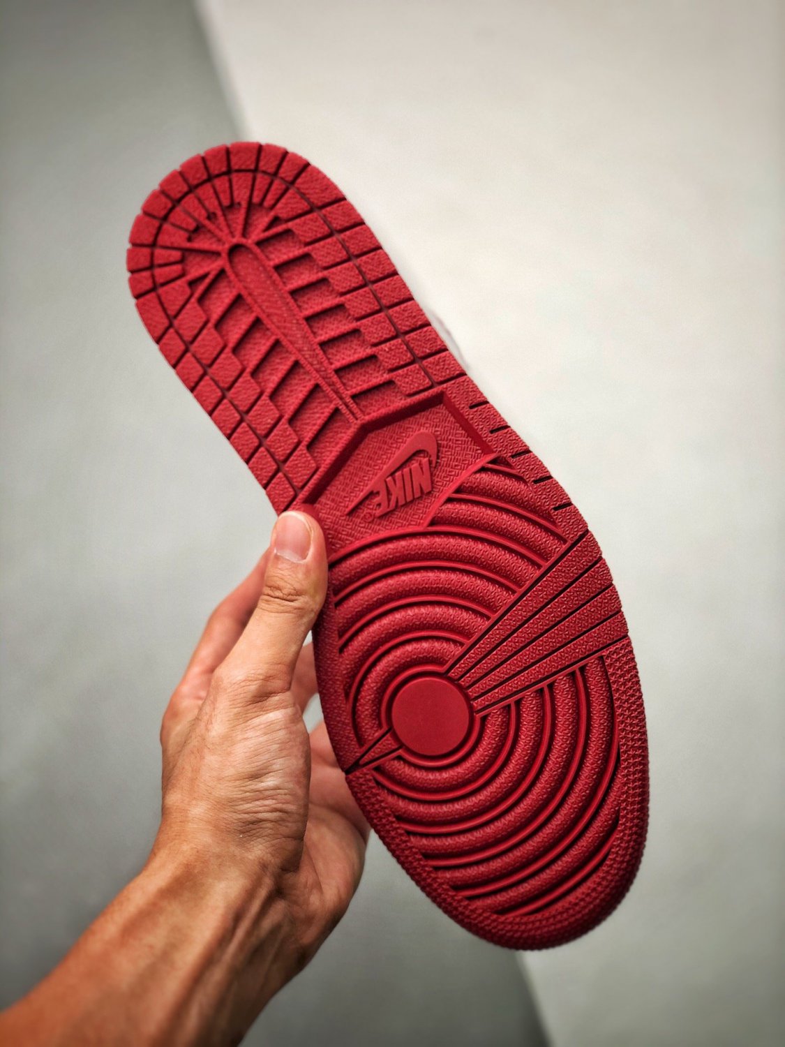 jordan 1 retro metallic red