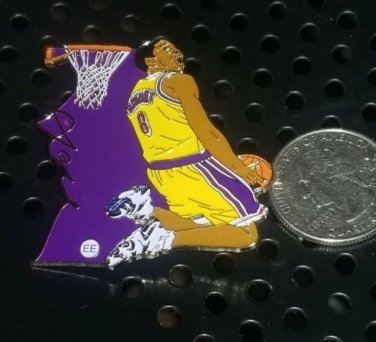 LAKERS KOBE BRYANT Famous DUNK  Lapel Hat Pin Yellow Jersey #8 Siginture Edition