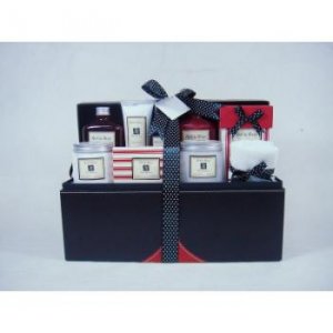 10 Pc Red & Rosy Bath Gift Set In A Black & Red Leather Case