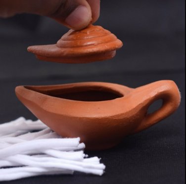 Aladdin Clay Oil Lamp with Separate Lid Clay lamp Puja lamp Home decors With Cotton Wicks