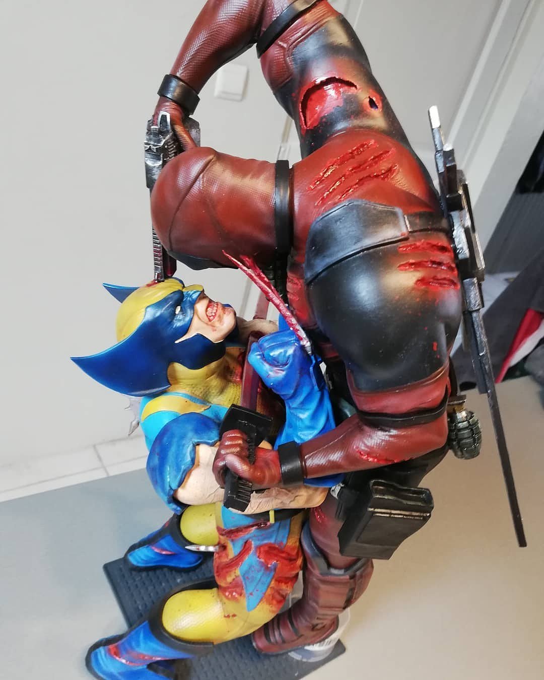 Wolverine vs Deadpool from Marvel STL FILE 3D PRINT