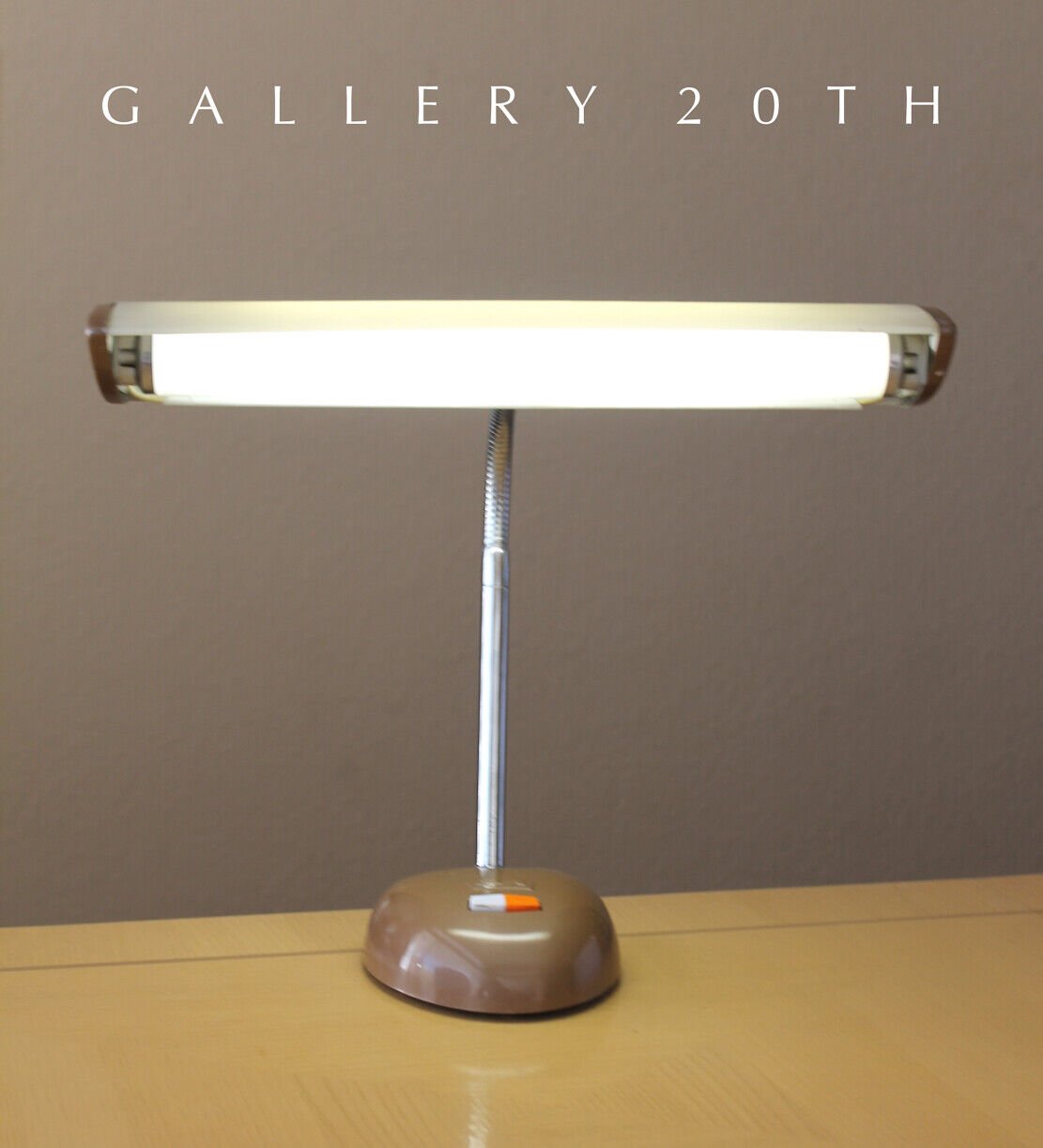 RARE & MINT! EARLY ARTICULATING CHROME FLUORESCENT DESK LAMP! JAPAN VTG 1960'S