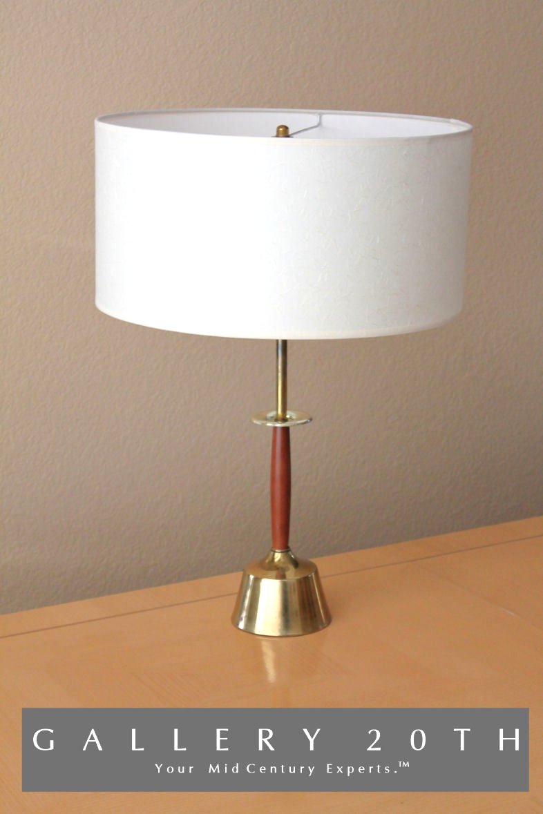 MID CENTURY MODERN DANISH WALNUT BRASS DESK LAMP! 1950S LIGHT VTG ATOMIC DECOR