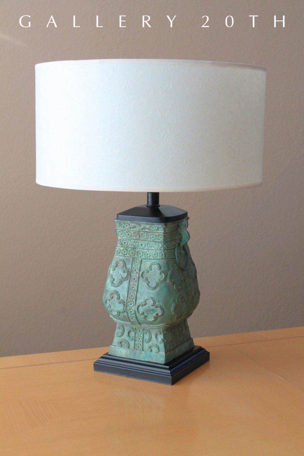 SUPERB & RARE! MID CENTURY SHANG DYNASTY SCULPTURAL LAMP! VINTAGE 1950S CHINA VESSEL