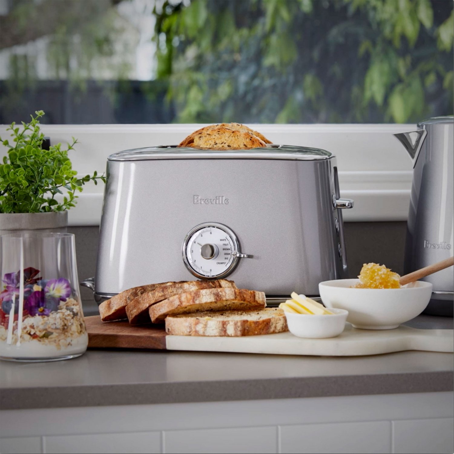 Breville 2Slice Luxe Toaster, Sea Salt