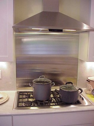 range hood stainless steel backsplash
