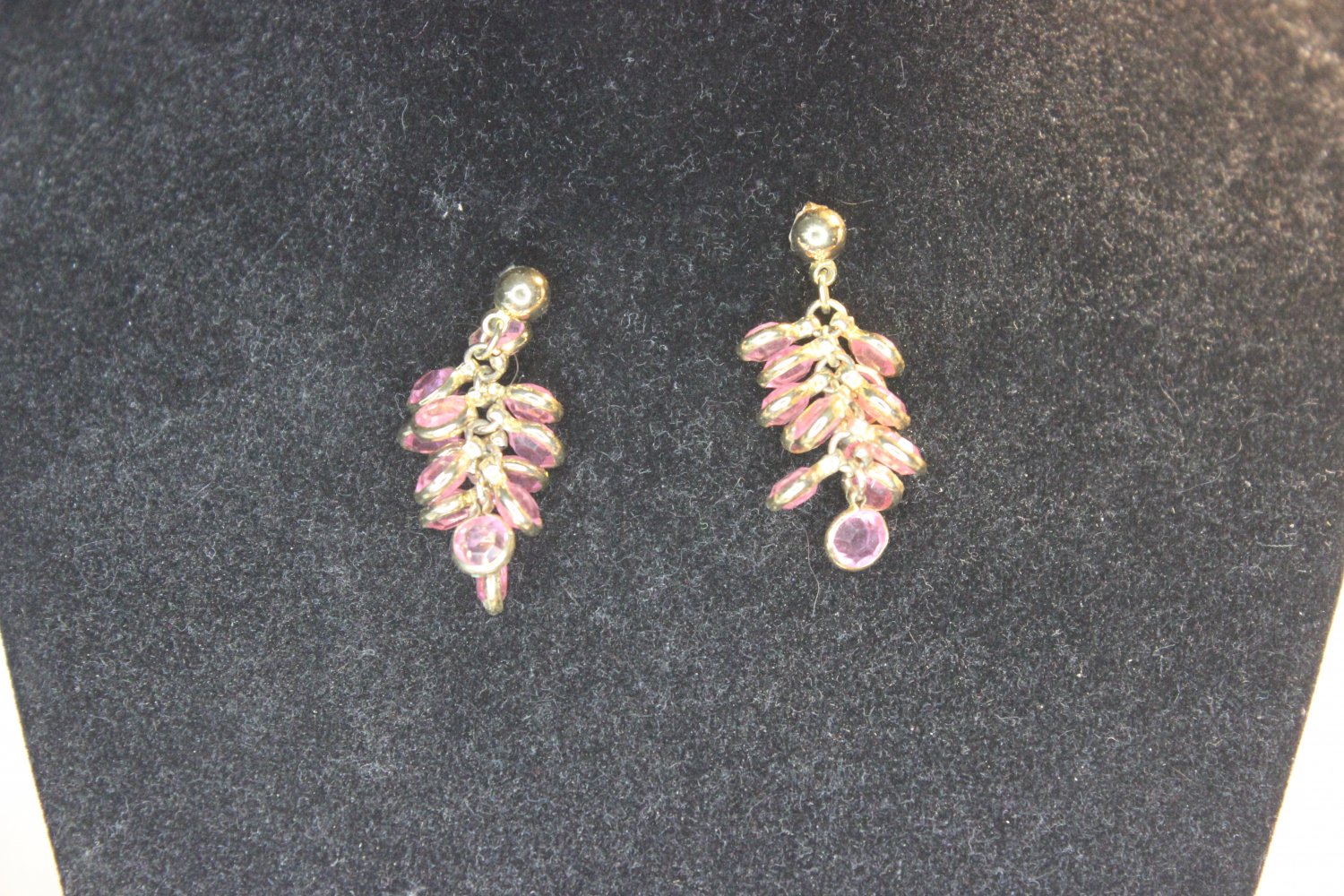 pink dangle gem cluster earrings (96c)