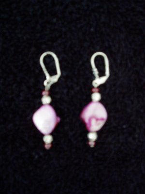 fushia stone earring