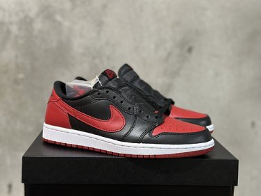 Mens Air Jordan 1 Retro Low Bred Sneaker 705329-001