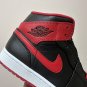 Men's Sneakers Air Jordan 1 Mid "alternate Bred' Black And Red Retro Basketball Shoes DQ8426-060