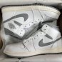 Men's Sneakers Air Jordan 1 Mid 'Neutral Grey' 554724-135 Vintage Basketball Shoes