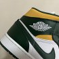 Men's Sneakers Air Jordan 1 Mid 'SONICS' 2021 Vintage Basketball Shoes 554724-371