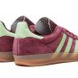 Gazelle Indoor "Shadow Red Semi Spark Green"